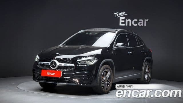 Mercedes-Benz GLA-Class H247