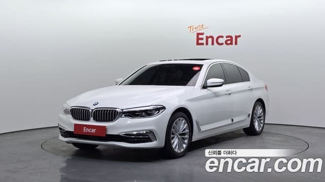 BMW 5 Series (G30)