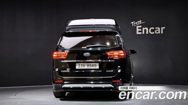 Kia The New Carnival 4