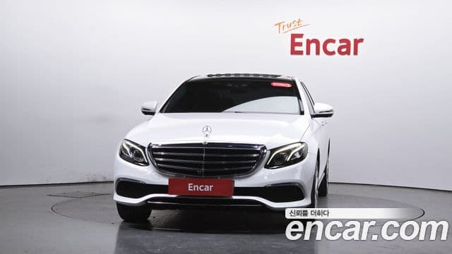 Mercedes-Benz E-Class W213 3