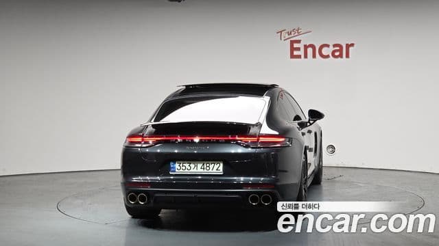 Porsche Panamera (971) 4
