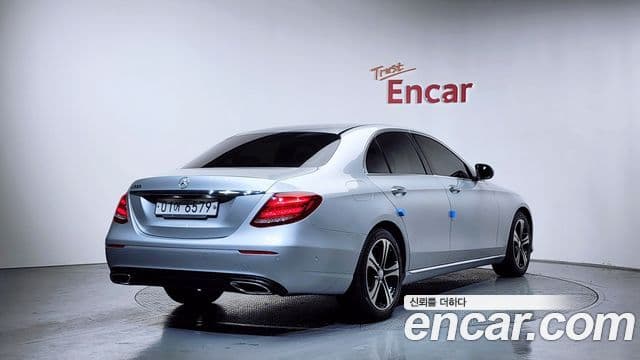 Mercedes-Benz E-Class W213 2