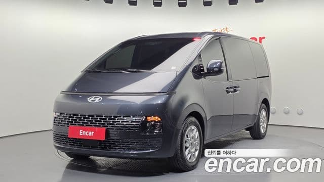 Hyundai Staria