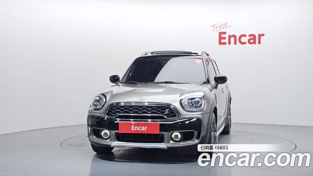 MINI Cooper S Countryman 3
