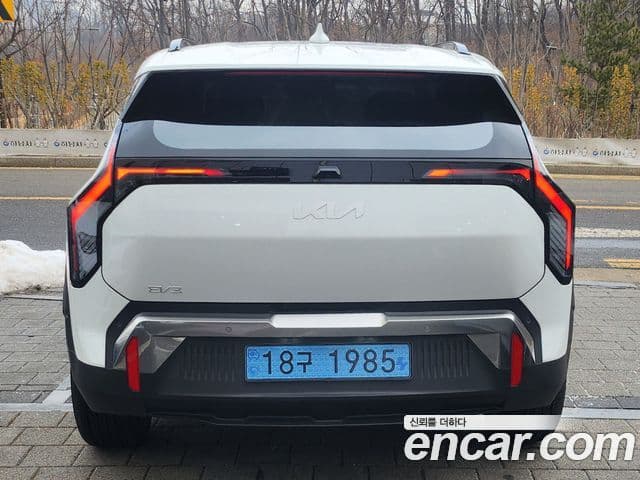 Kia EV3 4