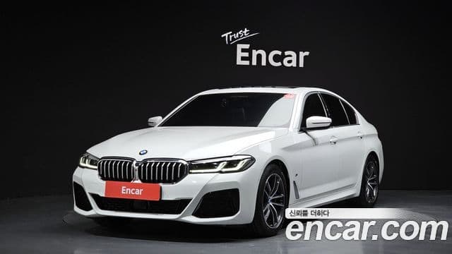BMW 5 Series (G30)