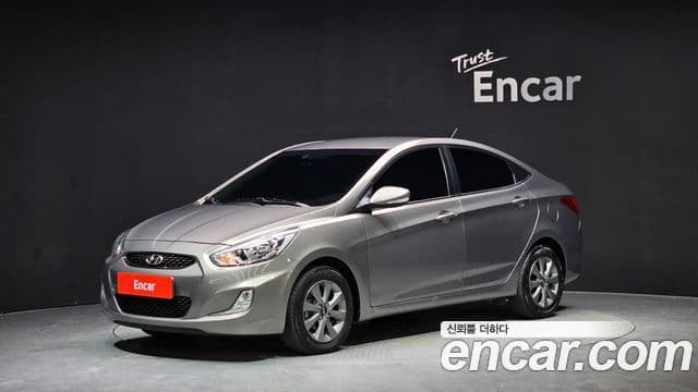 Hyundai Accent (New) 1
