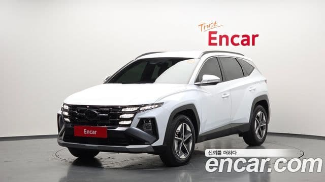 Hyundai The New Tucson Hybrid (NX4)