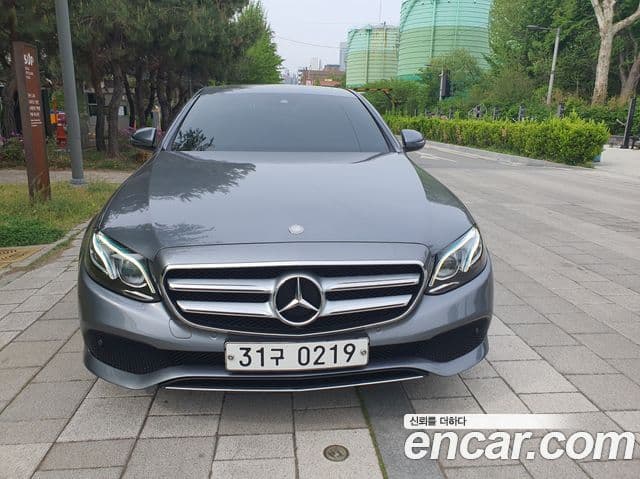 Mercedes-Benz E-Class W213 2