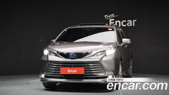 Toyota Sienna 4th Gen 3