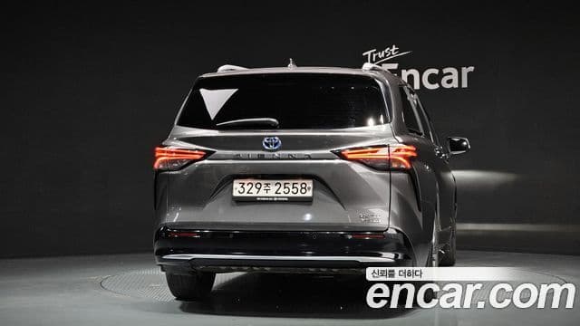 Toyota Sienna 4th Gen 4