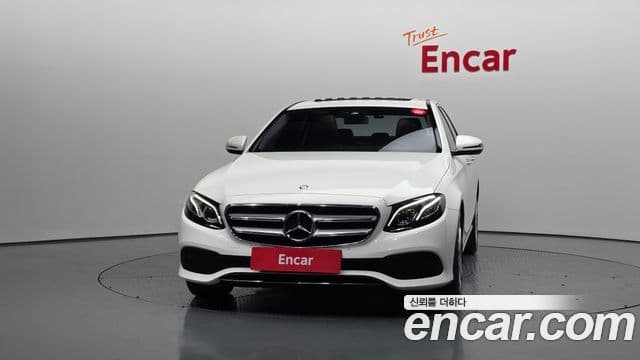 Mercedes-Benz E-Class W213 3