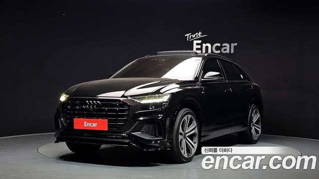 Audi Q8 (4M)