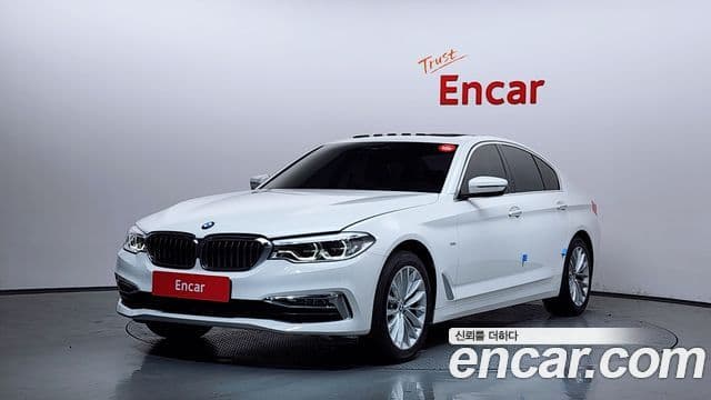 BMW 5 Series (G30)