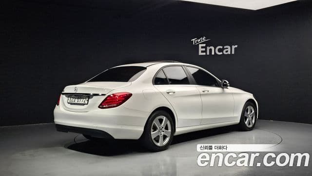 Mercedes-Benz C-Class W205 2