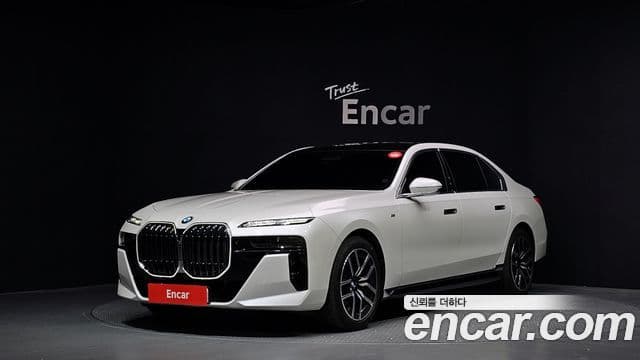 BMW 7 Series (G70)