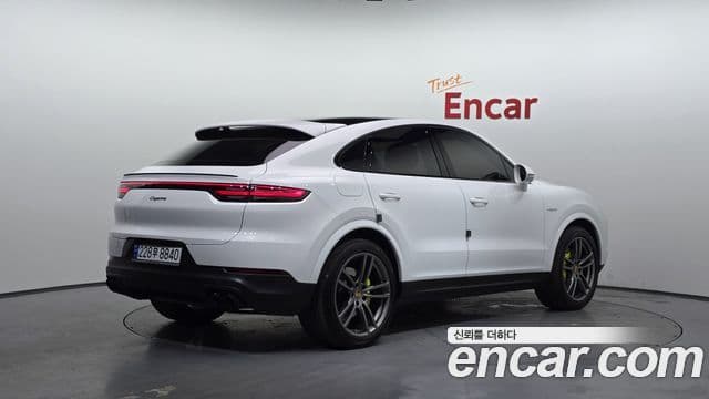 Porsche Cayenne (PO536) 2