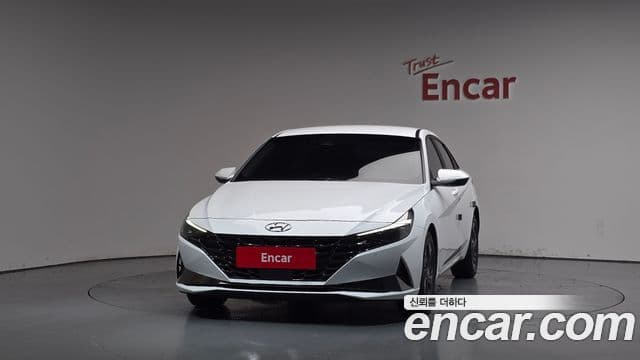 Hyundai Avante (CN7) 3