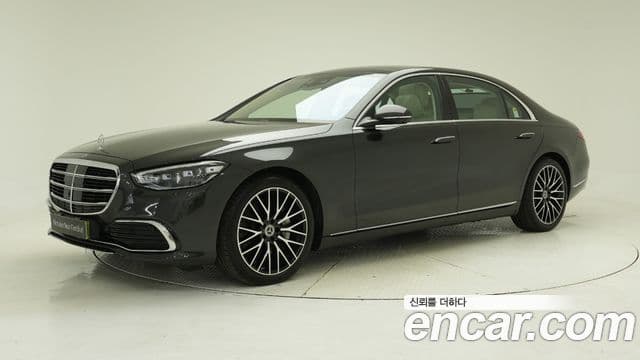 Mercedes-Benz S-Class W223