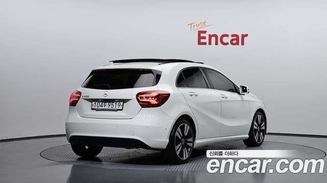 Mercedes-Benz A-Class W176 2