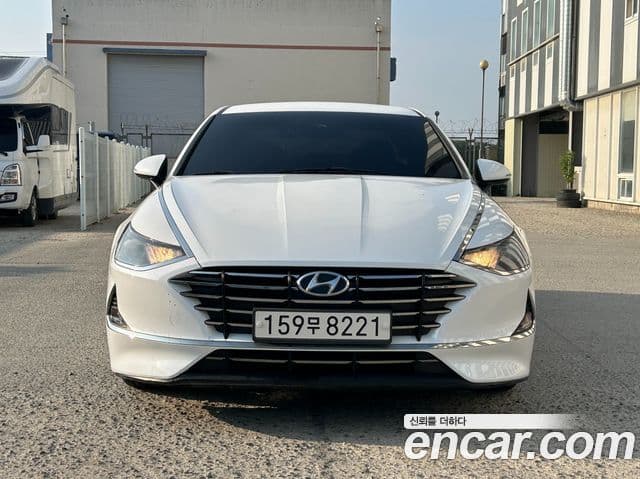 Hyundai Sonata (DN8)