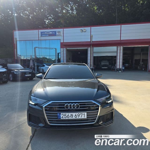 Audi A6 (C8)