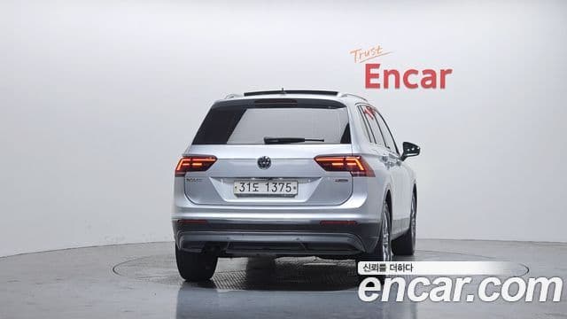 Volkswagen Tiguan 2nd Gen 4