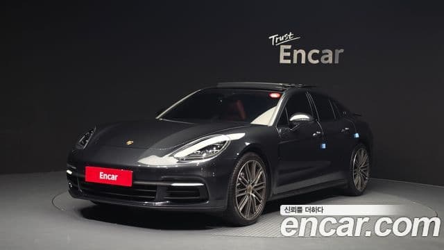 Porsche Panamera (971) 1