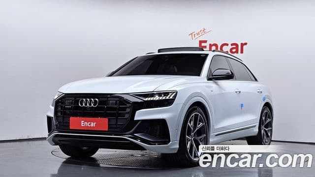Audi Q8 (4M)