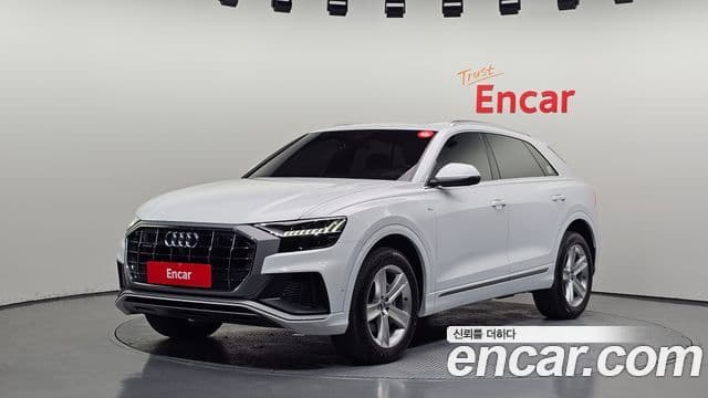 Audi Q8 (4M)