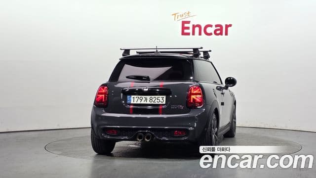 MINI Cooper S 4