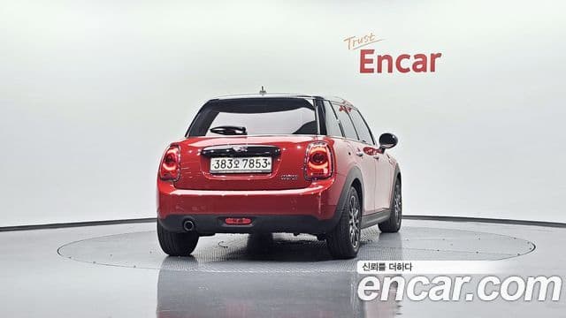 MINI Cooper 4