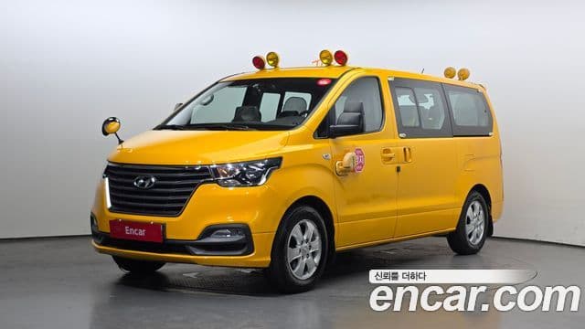 Hyundai The New Grand Starex