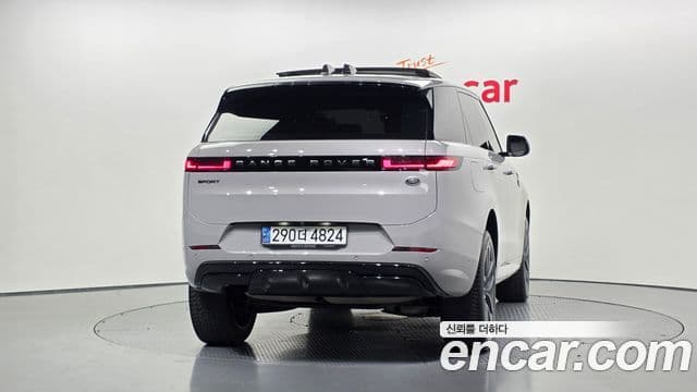 Land Rover Range Rover Sports 3rd Gen 4
