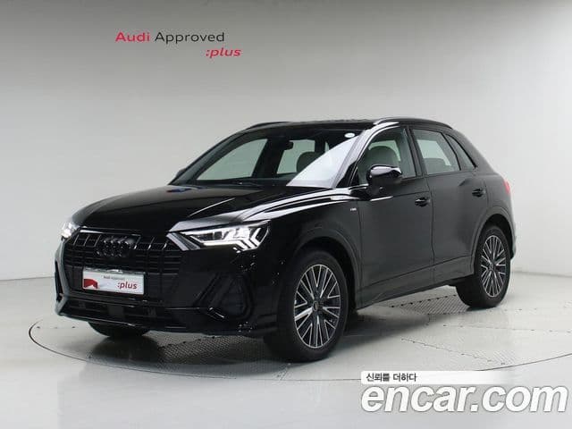Audi Q3 (F3)