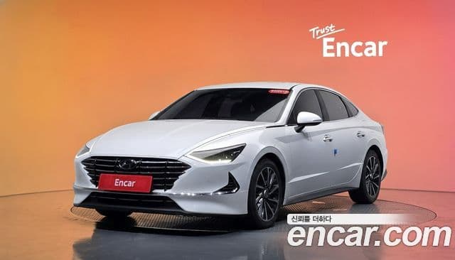 Hyundai Sonata (DN8)