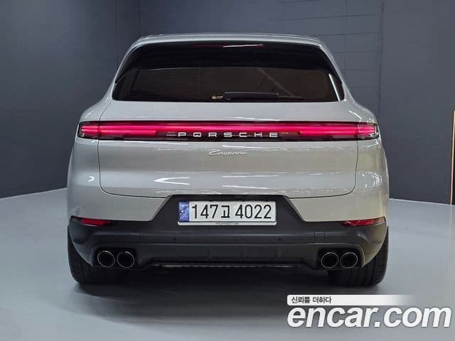 Porsche Cayenne (PO536) 4