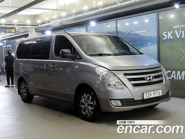 Hyundai Grand Starex
