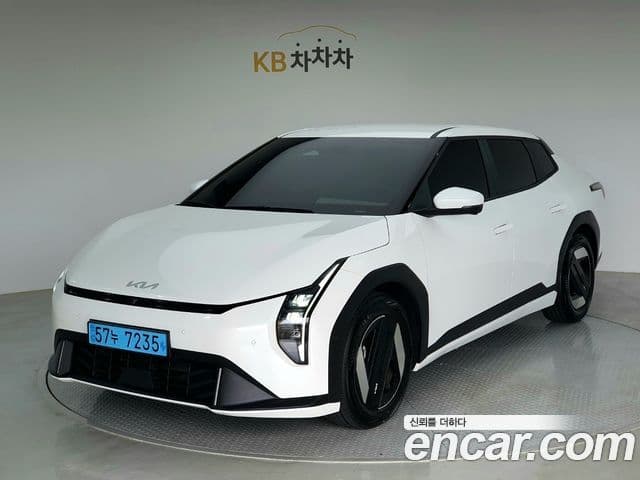 Kia EV4