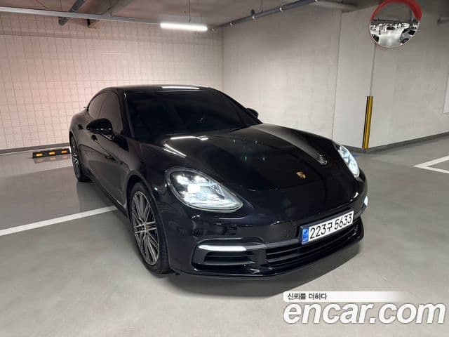 Porsche Panamera (971) 2