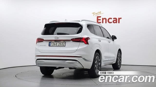 Hyundai The New Santa Fe 4