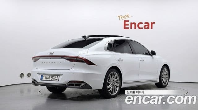 Hyundai The New Grandeur IG 2