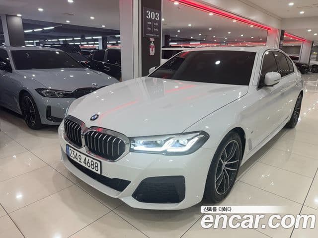 BMW 5 Series (G30)