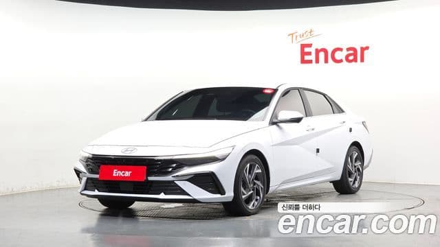 Hyundai The New Avante Hybrid (CN7)