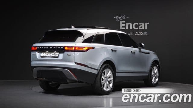 Land Rover Range Rover Velar 2