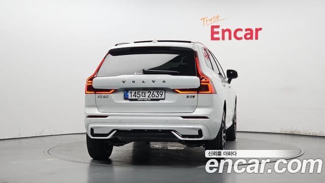 Volvo XC60 2nd Gen 4