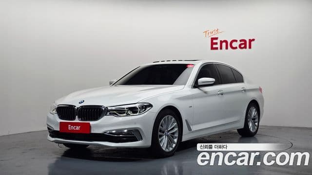 BMW 5 Series (G30)