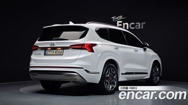 Hyundai The New Santa Fe 2