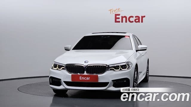 BMW 5 Series (G30) 3