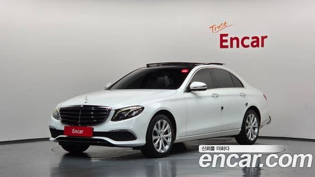 Mercedes-Benz E-Class W213 1